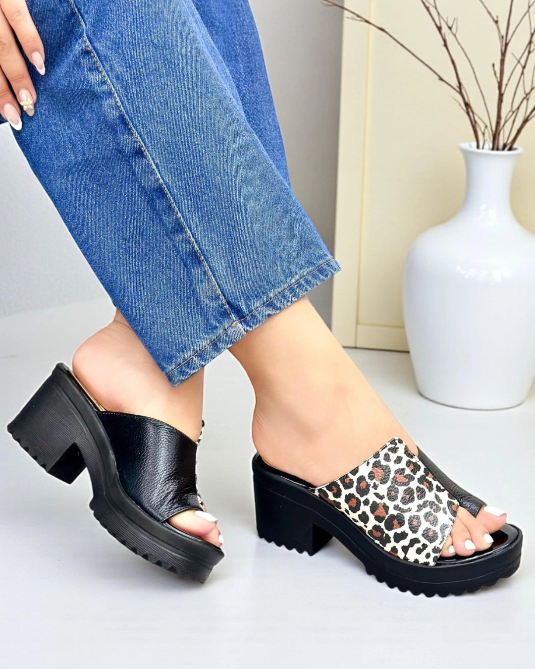 Sandalia ROMA FELINA – Cuero genuino