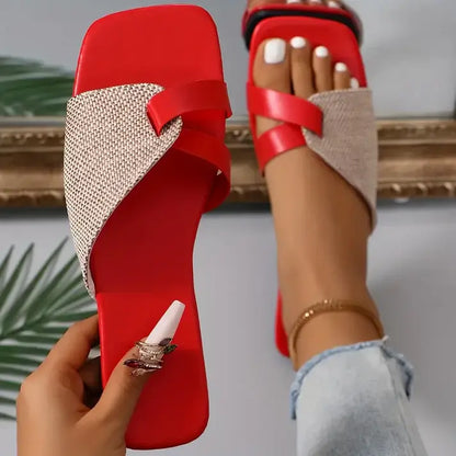 "RETRO CHIC" SANDALIA PLANA ULTRA LIVIANA